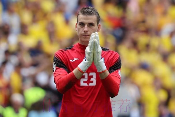 皇马更衣室认为卢宁会在西甲第二轮中继续首发 皇马更衣室认为卢宁会在西甲第二轮中继续首发